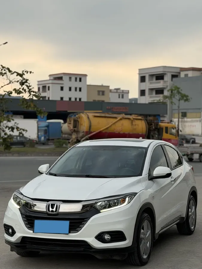 2020 Honda Vezel 1.5L 131HP L4 CVT,autocango,china used car exporter,china ev exporter,chinese used car exporter,chinese used ev exporter