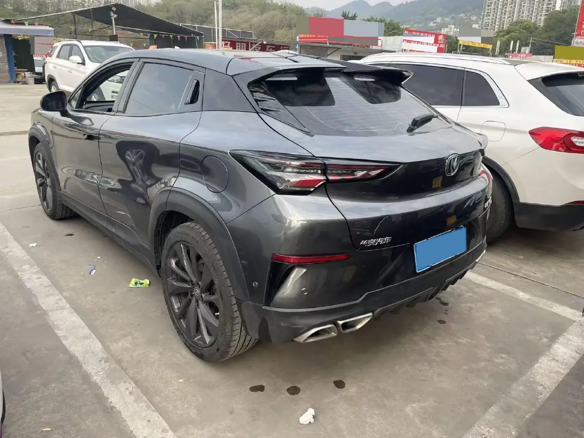 2020 ChangAn UNI-T 1.5T 180HP L4 7DCT,autocango,china used car exporter,china ev exporter,chinese used car exporter,chinese used ev exporter