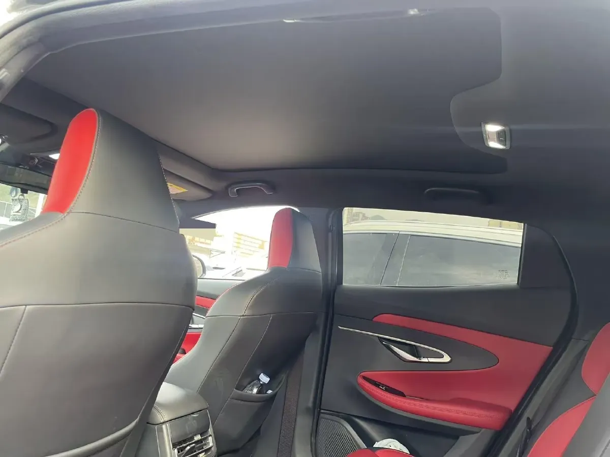 2020 ChangAn UNI-T 1.5T 180HP L4 7DCT,autocango,china used car exporter,china ev exporter,chinese used car exporter,chinese used ev exporter