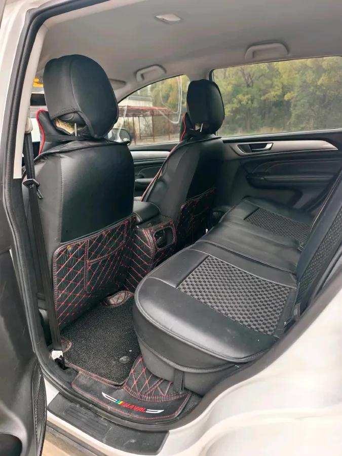 2022 ChangAn Oshan X7 Plus 1.5T 170HP L4 6MT,autocango,china used car exporter,china ev exporter,chinese used car exporter,chinese used ev exporter