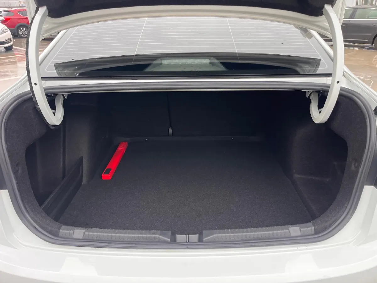 2021 Volkswagen Bora 1.5L 113HP L4 6AT,autocango,china used car exporter,china ev exporter,chinese used car exporter,chinese used ev exporter