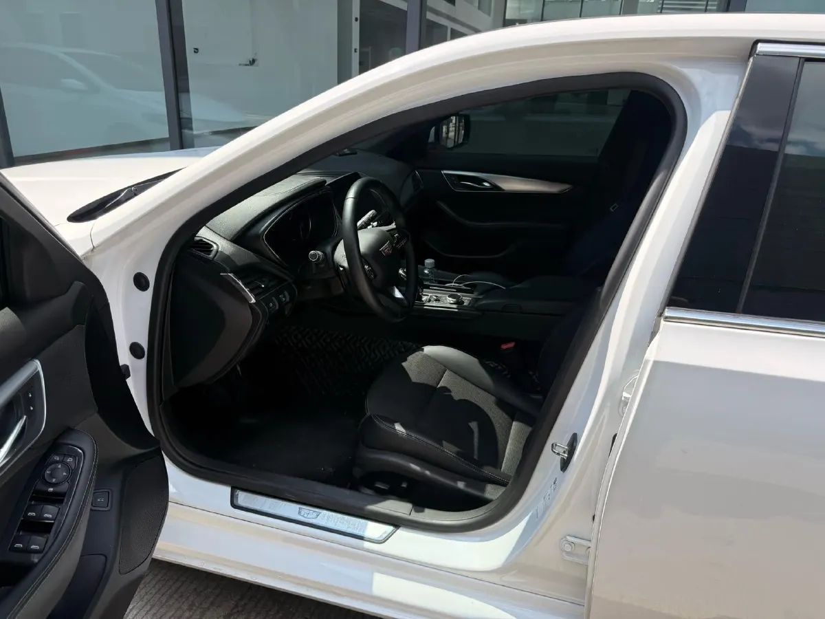 2021 Cadillac CT5 2.0T 237HP L4 10AT,autocango,china used car exporter,china ev exporter,chinese used car exporter,chinese used ev exporter