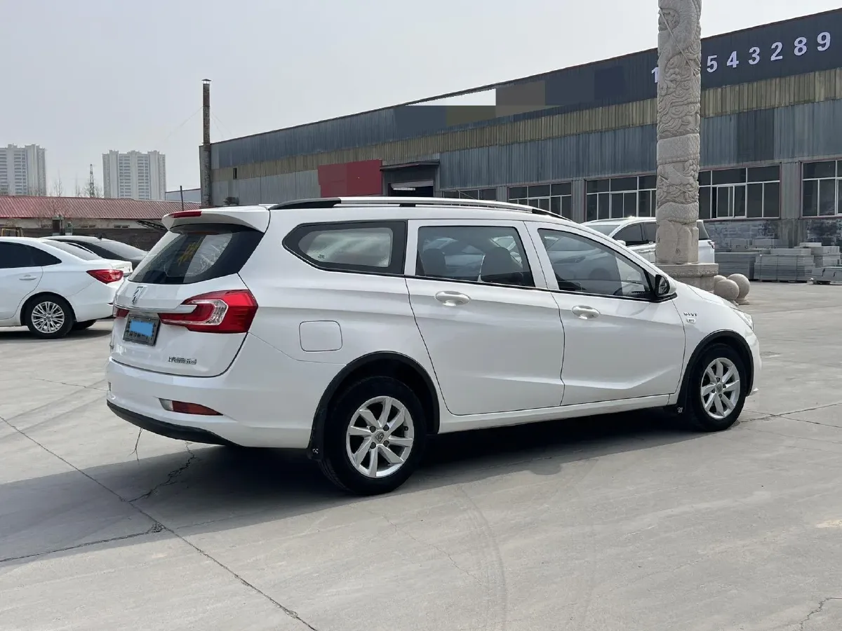 2017 BaoJun 310W 1.5L 112HP L4 6MT,autocango,china used car exporter,china ev exporter,chinese used car exporter,chinese used ev exporter