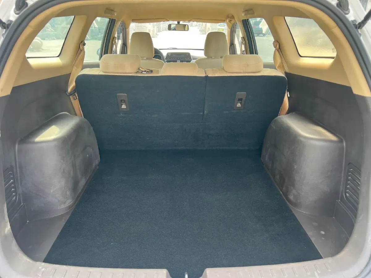 2017 BaoJun 310W 1.5L 112HP L4 6MT,autocango,china used car exporter,china ev exporter,chinese used car exporter,chinese used ev exporter