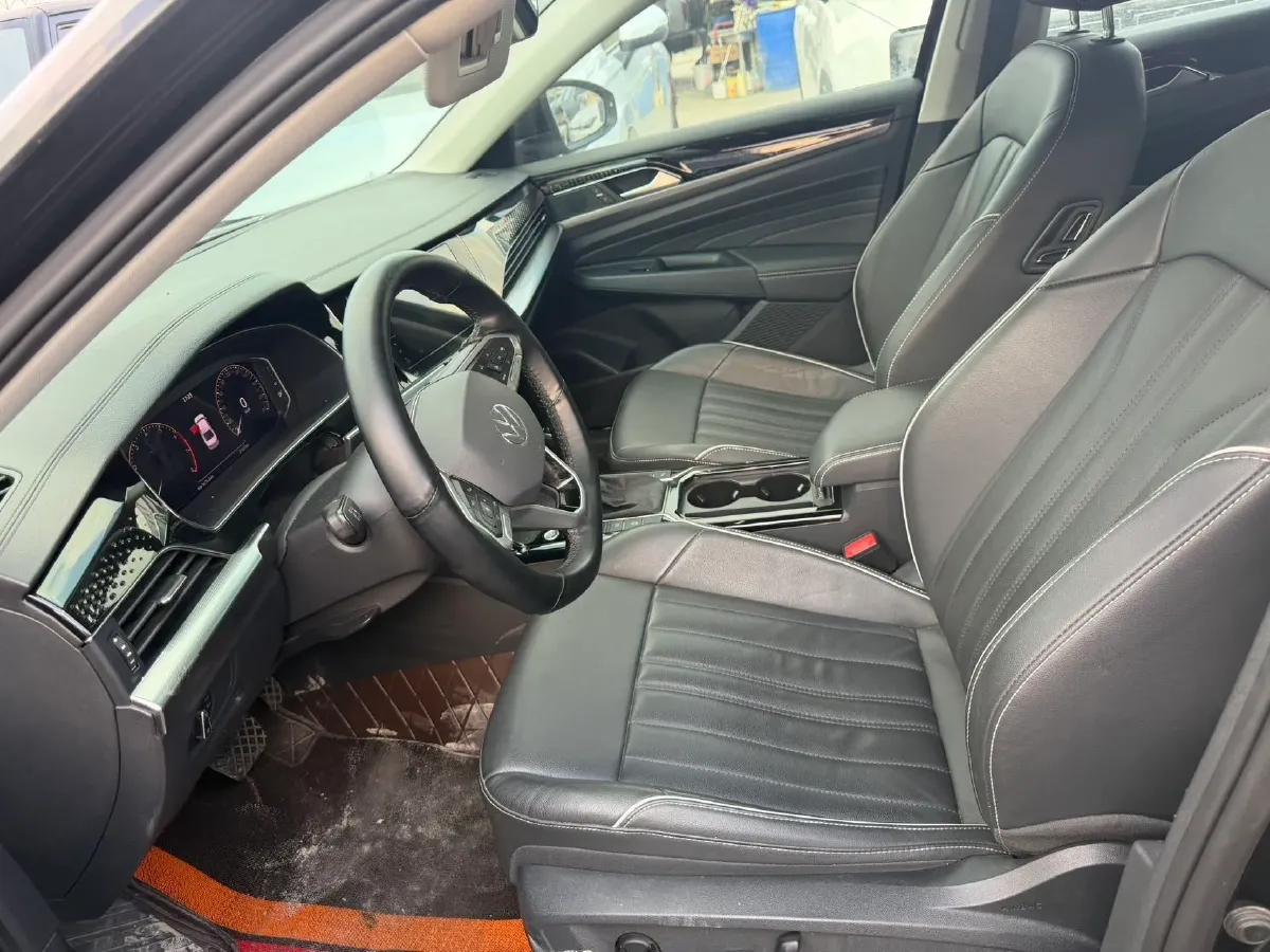 2023 Volkswagen Passat 2.0T 186HP L4 7DCT,autocango,china used car exporter,china ev exporter,chinese used car exporter,chinese used ev exporter