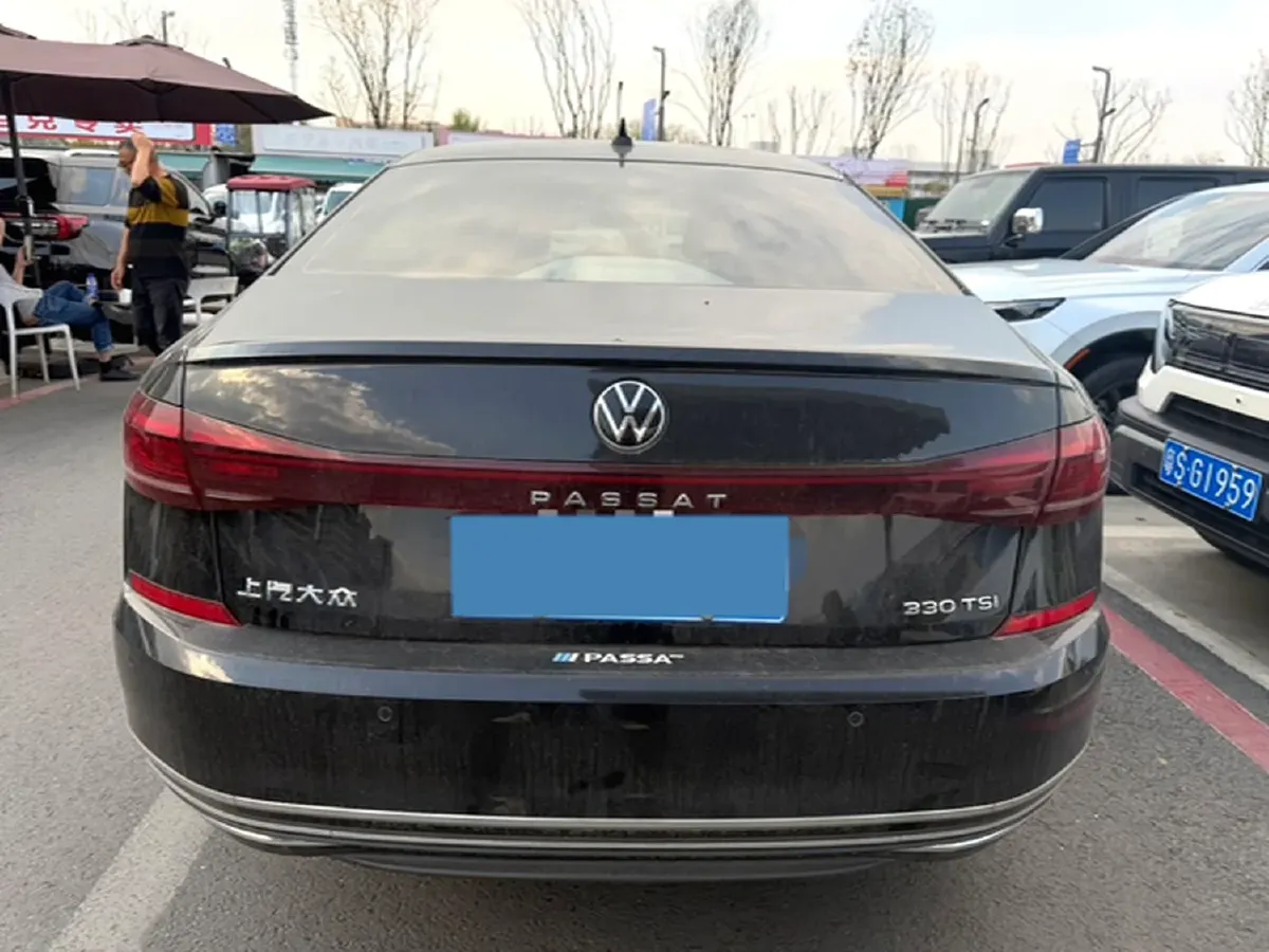 2023 Volkswagen Passat 2.0T 186HP L4 7DCT,autocango,china used car exporter,china ev exporter,chinese used car exporter,chinese used ev exporter