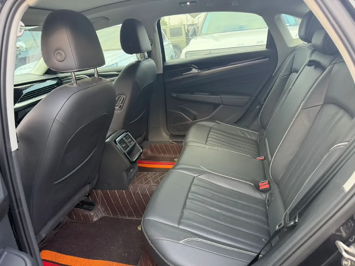 2023 Volkswagen Passat 2.0T 186HP L4 7DCT,autocango,china used car exporter,china ev exporter,chinese used car exporter,chinese used ev exporter