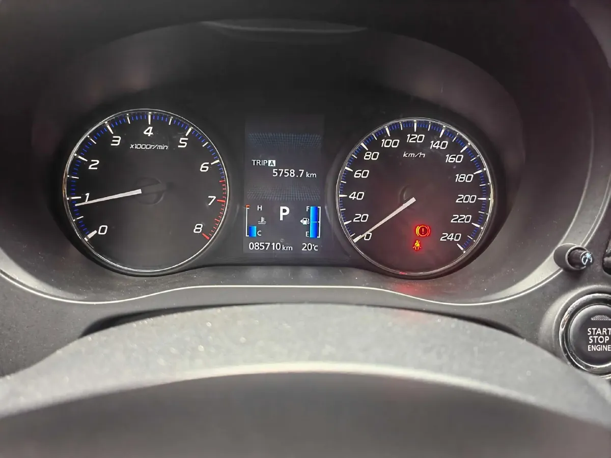 2020 Mitsubishi Outlander 2.0L 166HP L4 CVT,autocango,china used car exporter,china ev exporter,chinese used car exporter,chinese used ev exporter