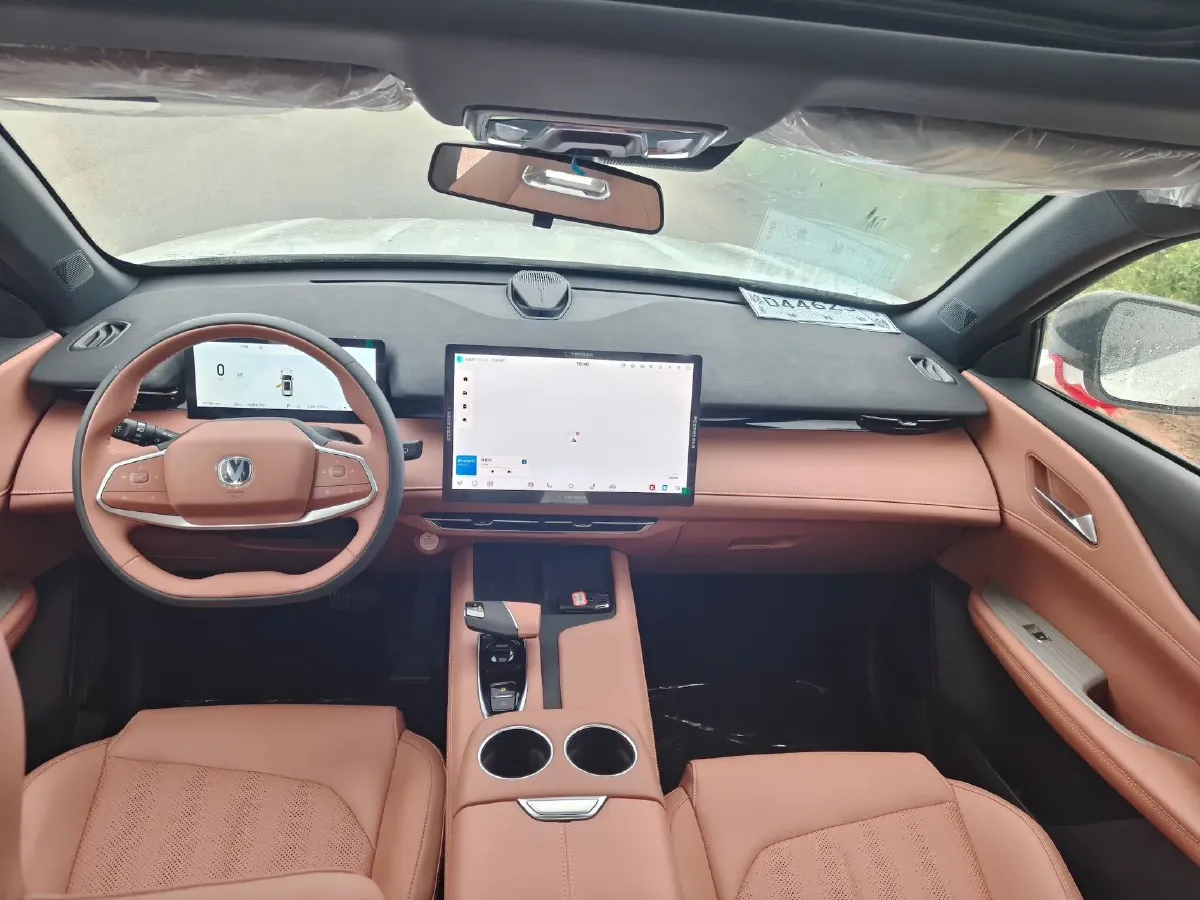 2025 ChangAn UNI-Z 1.5L 98HP L4 E-CVT PHEV,autocango,china used car exporter,china ev exporter,chinese used car exporter,chinese used ev exporter