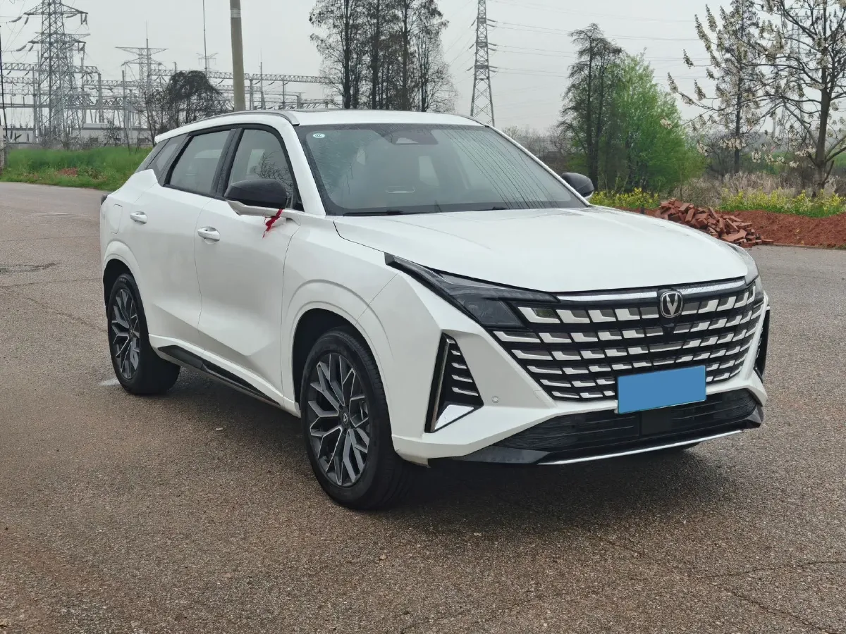 2025 ChangAn UNI-Z 1.5L 98HP L4 E-CVT PHEV,autocango,china used car exporter,china ev exporter,chinese used car exporter,chinese used ev exporter