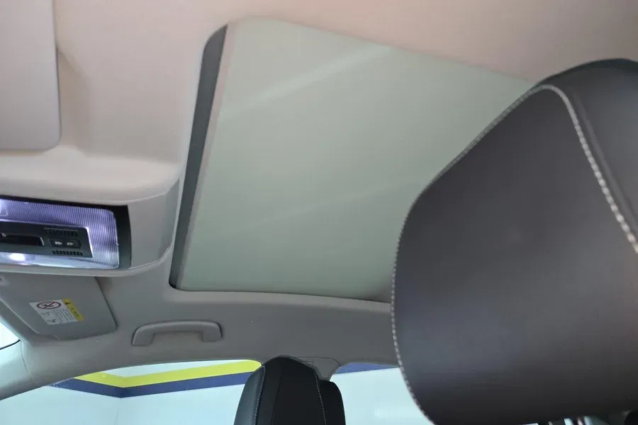 2021 Volkswagen Passat 2.0T 186HP L4 7DCT,autocango,china used car exporter,china ev exporter,chinese used car exporter,chinese used ev exporter