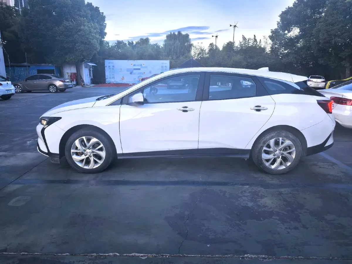 2024 Buick Velite 6 BEV 50.3KWH,autocango,china used car exporter,china ev exporter,chinese used car exporter,chinese used ev exporter