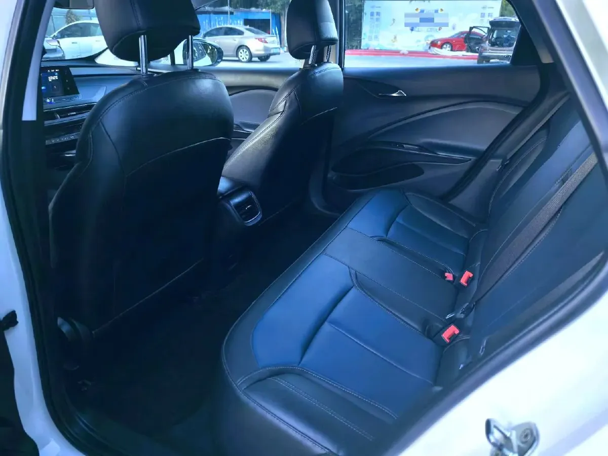 2024 Buick Velite 6 BEV 50.3KWH,autocango,china used car exporter,china ev exporter,chinese used car exporter,chinese used ev exporter