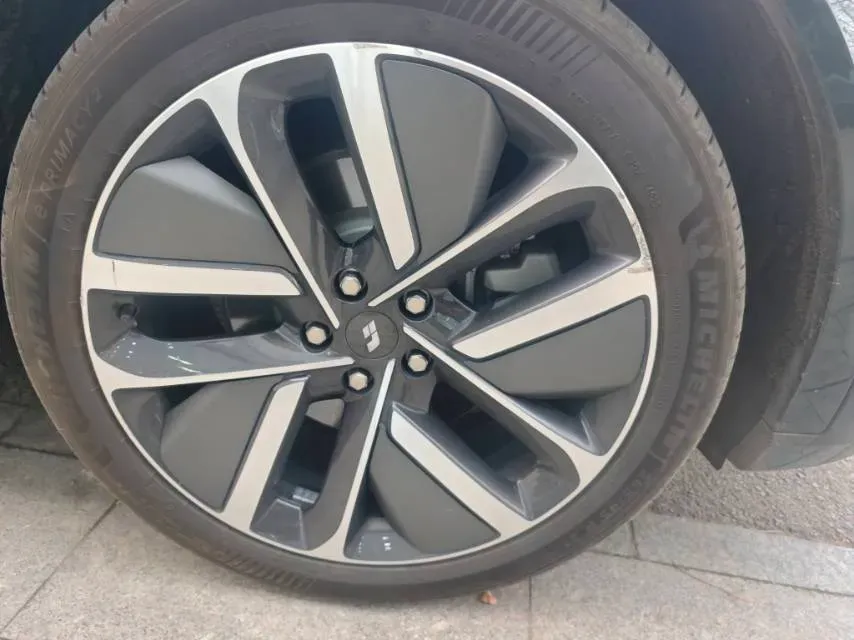 2023 Li L9 Range Extended 154HP REEV 42.6KWH,autocango,china used car exporter,china ev exporter,chinese used car exporter,chinese used ev exporter