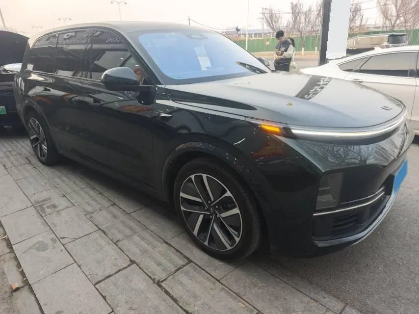2023 Li L9 Range Extended 154HP REEV 42.6KWH,autocango,china used car exporter,china ev exporter,chinese used car exporter,chinese used ev exporter