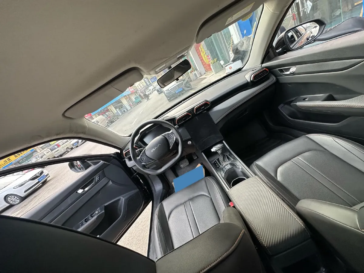 2023 DongFeng Aeolus YiXuan 1.5L 125HP L4 6DCT,autocango,china used car exporter,china ev exporter,chinese used car exporter,chinese used ev exporter