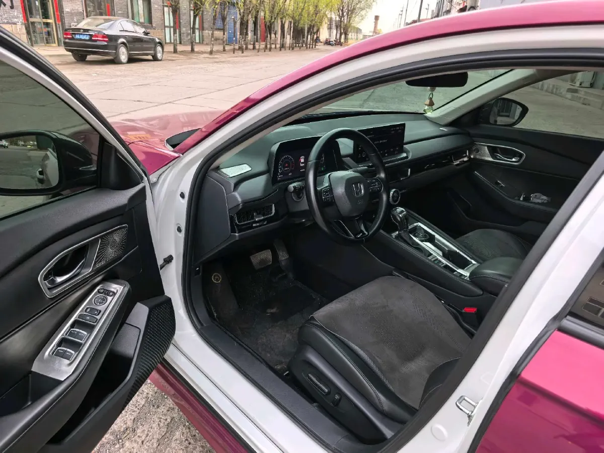2025 Honda Inspire 1.5T 192HP L4 CVT,autocango,china used car exporter,china ev exporter,chinese used car exporter,chinese used ev exporter