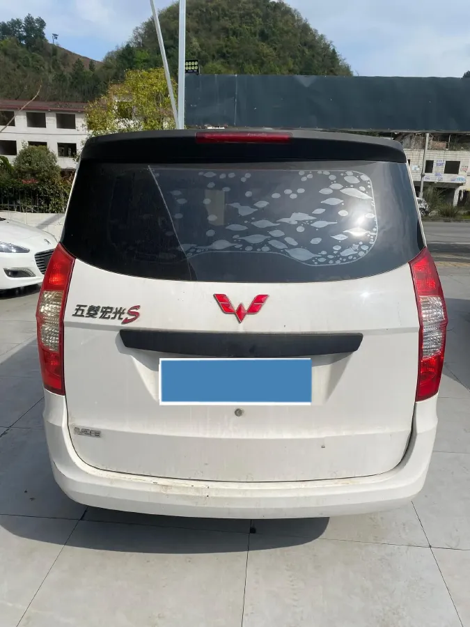 2015 WuLing HongGuang 1.2L 86HP L4 5MT,autocango,china used car exporter,china ev exporter,chinese used car exporter,chinese used ev exporter