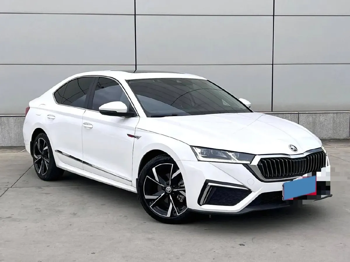 2021 Skoda Octavia 1.4T 150HP L4 7DCT,autocango,china used car exporter,china ev exporter,chinese used car exporter,chinese used ev exporter