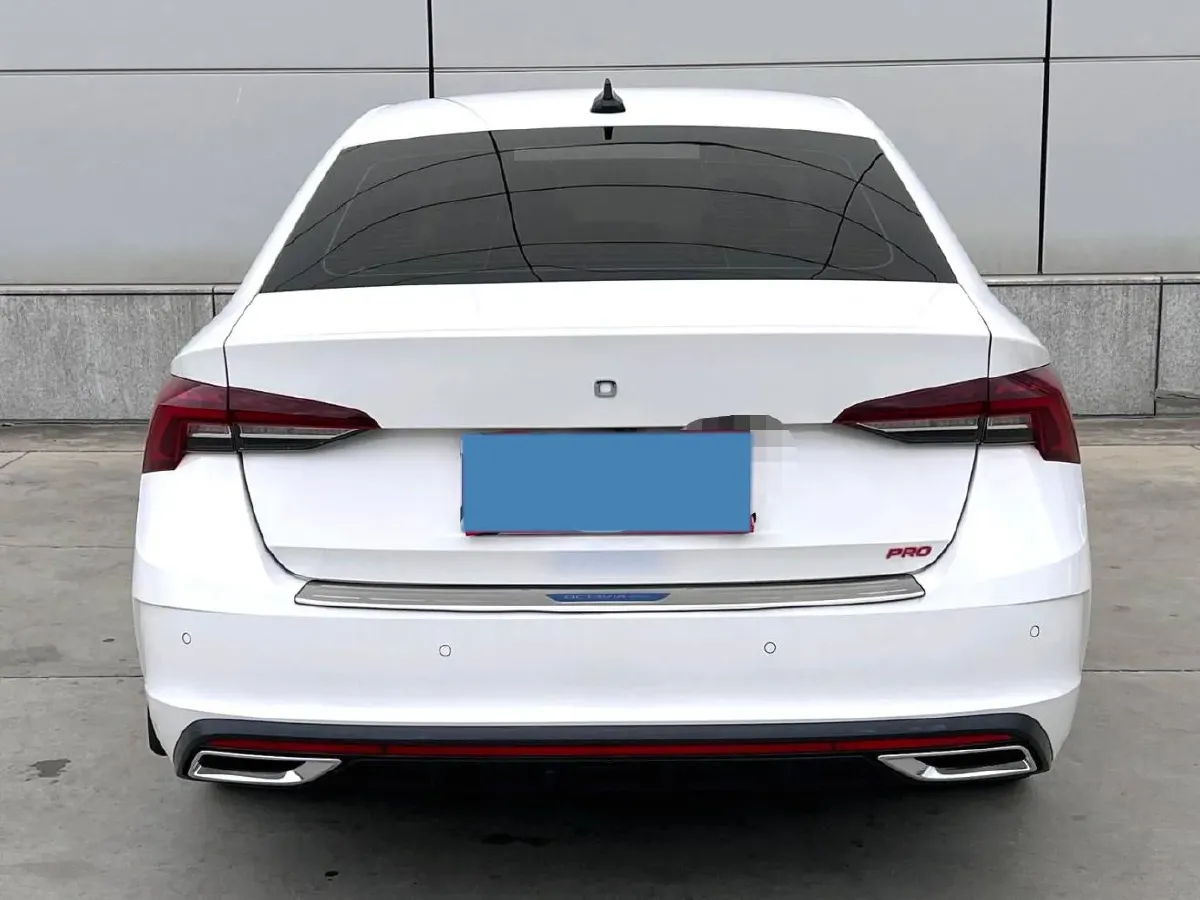 2021 Skoda Octavia 1.4T 150HP L4 7DCT,autocango,china used car exporter,china ev exporter,chinese used car exporter,chinese used ev exporter