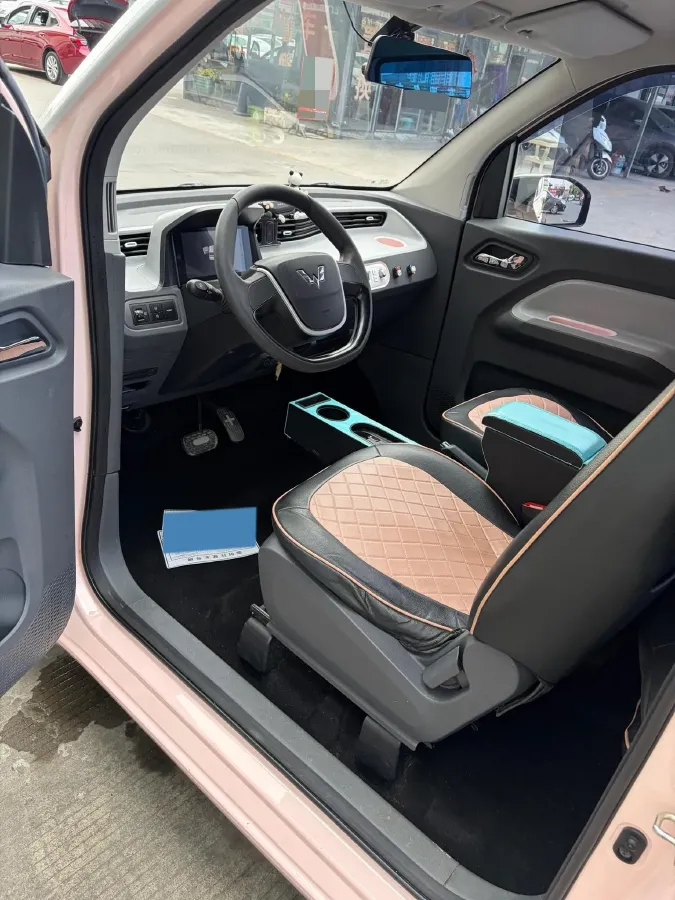 2020 WuLing HongGuang MINI EV BEV 9.3KWH,autocango,china used car exporter,china ev exporter,chinese used car exporter,chinese used ev exporter