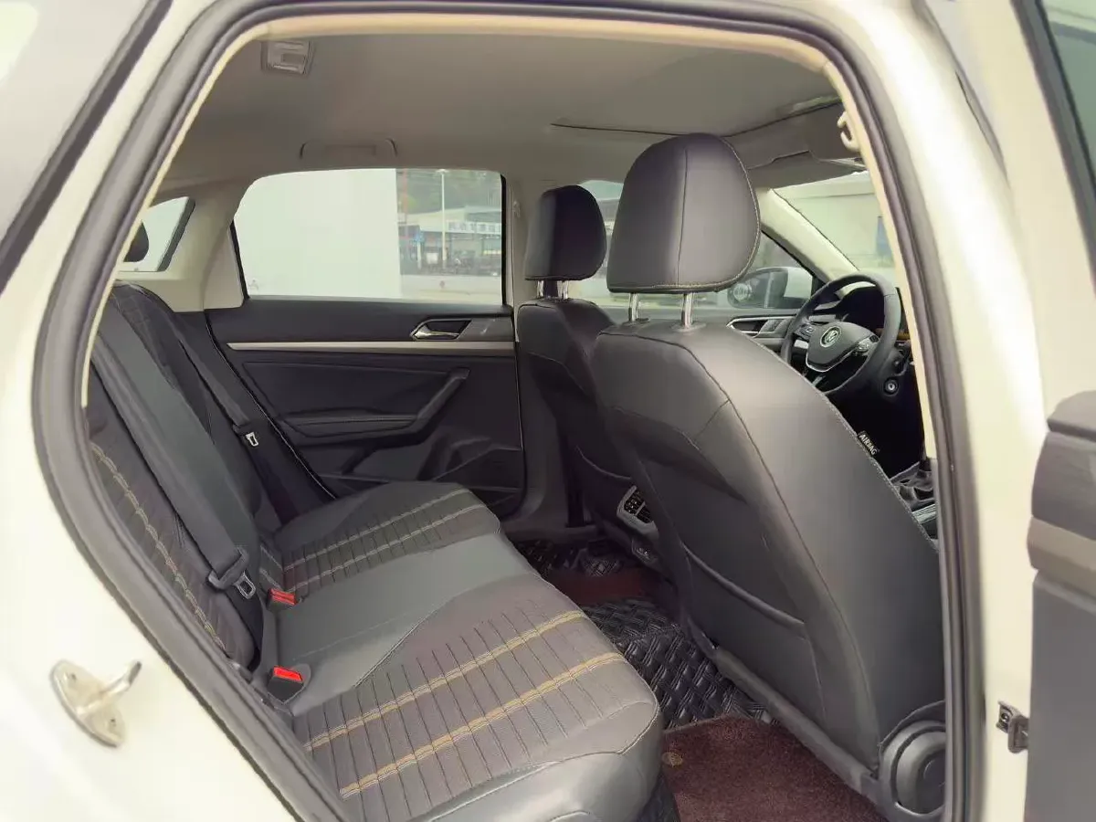 2022 Volkswagen Sagitar 1.2T 116HP L4 7DCT,autocango,china used car exporter,china ev exporter,chinese used car exporter,chinese used ev exporter