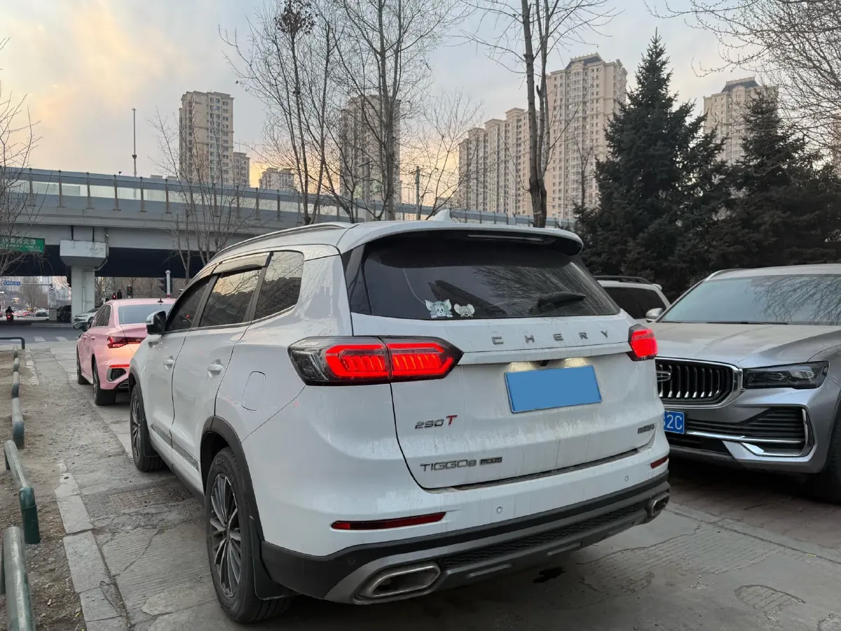 2022 Chery Tiggo 8 Plus 1.6T 197HP L4 7DCT,autocango,china used car exporter,china ev exporter,chinese used car exporter,chinese used ev exporter