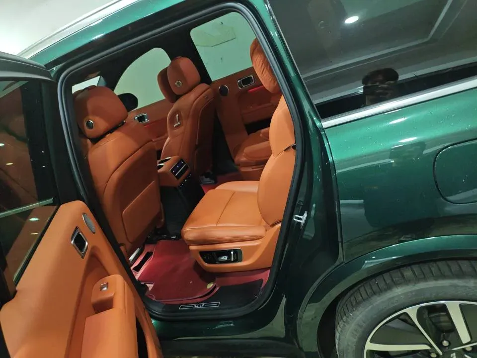 2022 Li L9 Range Extended 154HP REEV 42.6KWH,autocango,china used car exporter,china ev exporter,chinese used car exporter,chinese used ev exporter