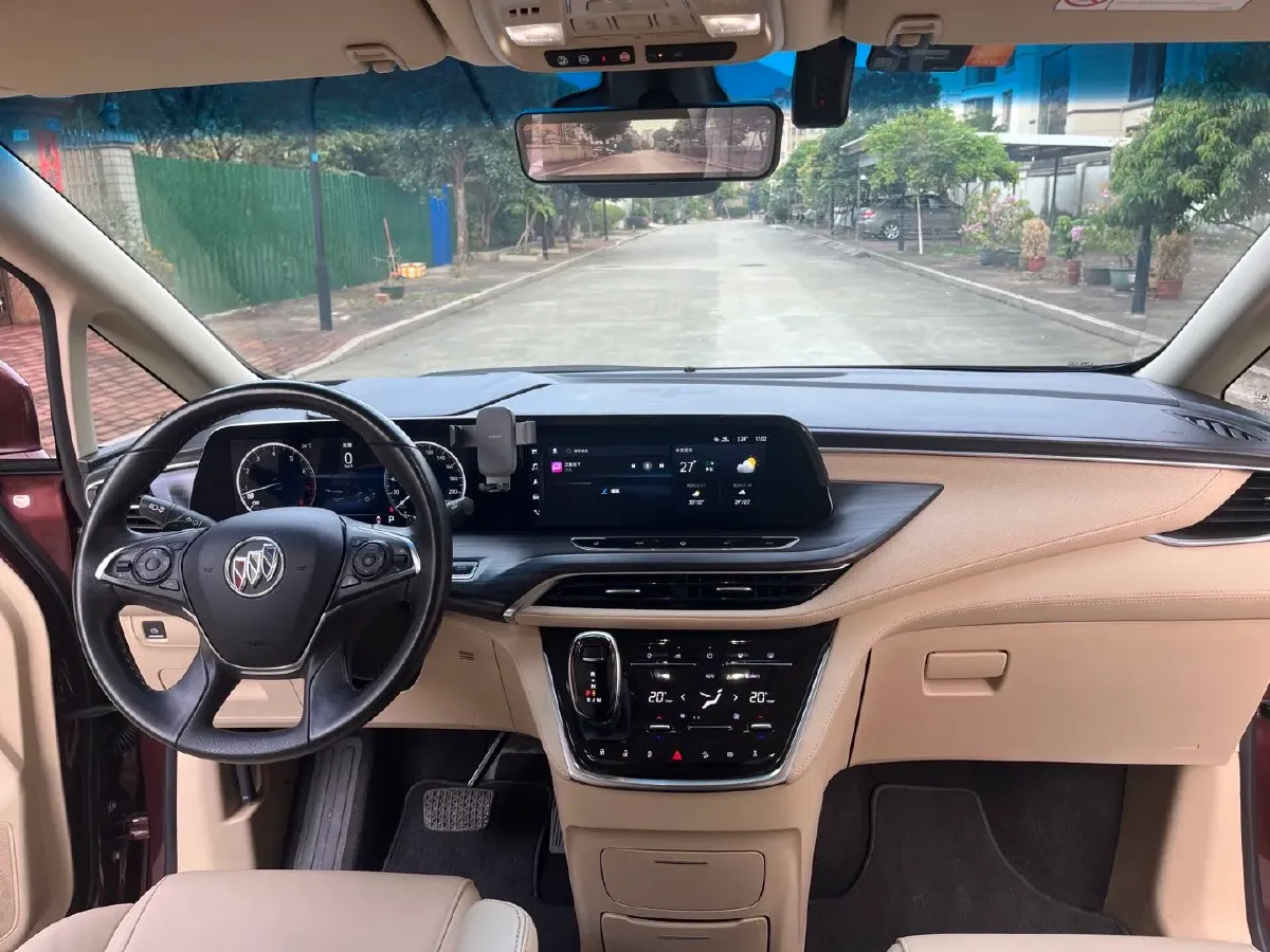 2022 Buick GL8 2.0T 237HP L4 9AT,autocango,china used car exporter,china ev exporter,chinese used car exporter,chinese used ev exporter