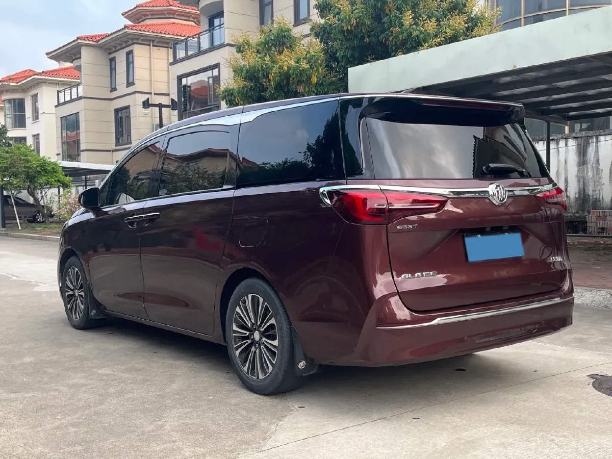 2022 Buick GL8 2.0T 237HP L4 9AT,autocango,china used car exporter,china ev exporter,chinese used car exporter,chinese used ev exporter