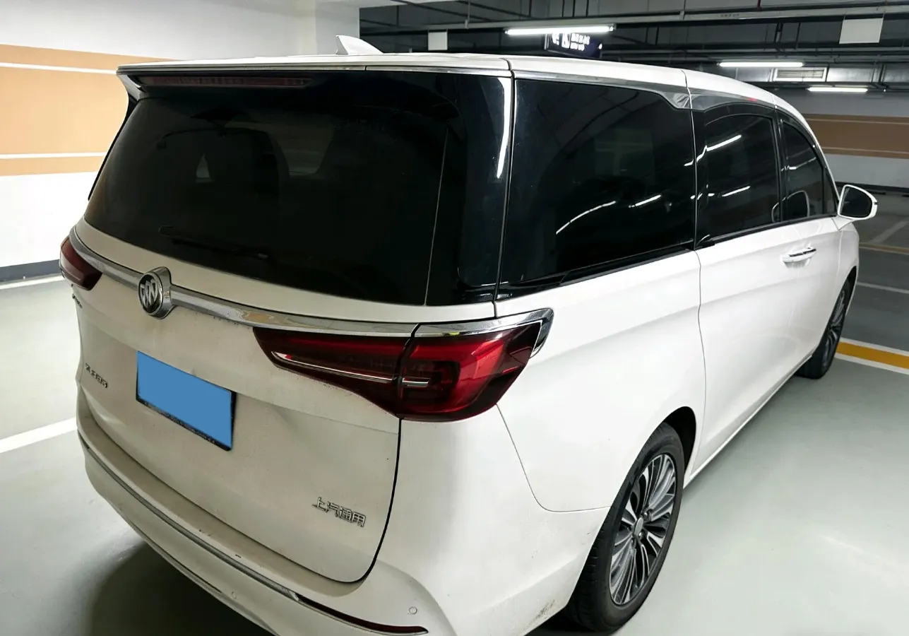 2022 Buick GL8 2.0T 237HP L4 9AT,autocango,china used car exporter,china ev exporter,chinese used car exporter,chinese used ev exporter
