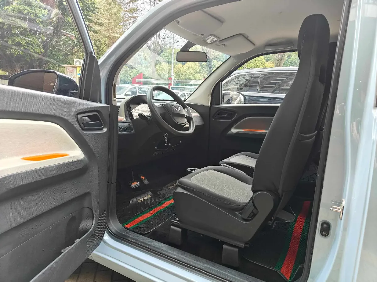 2020 WuLing HongGuang MINI EV BEV 13.8KWH,autocango,china used car exporter,china ev exporter,chinese used car exporter,chinese used ev exporter