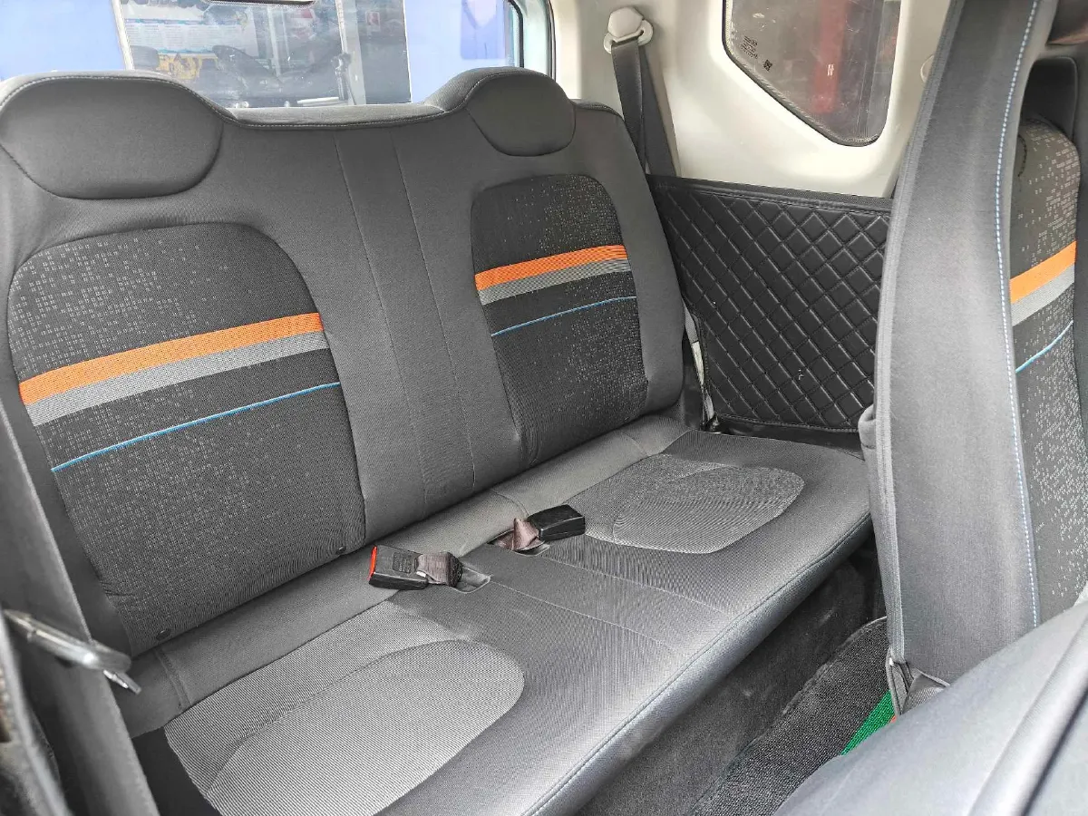 2020 WuLing HongGuang MINI EV BEV 13.8KWH,autocango,china used car exporter,china ev exporter,chinese used car exporter,chinese used ev exporter