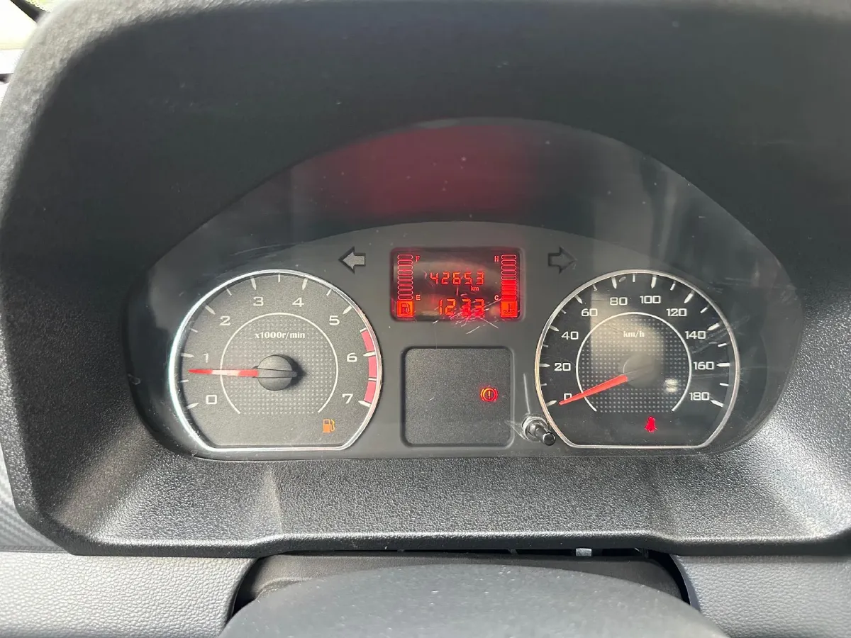 2021 WuLing ZhentTu 1.5L 99HP L4 5MT,autocango,china used car exporter,china ev exporter,chinese used car exporter,chinese used ev exporter