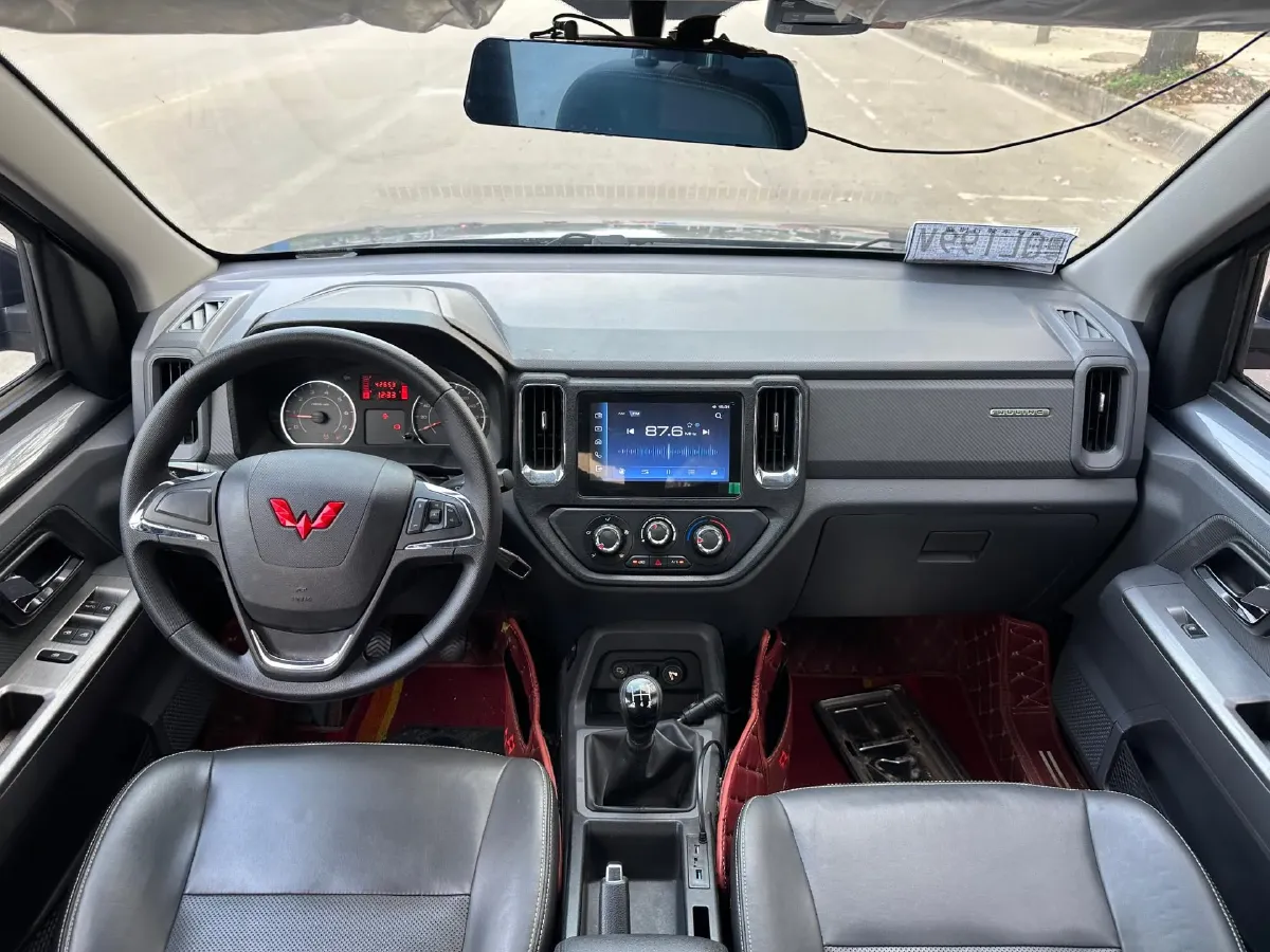 2021 WuLing ZhentTu 1.5L 99HP L4 5MT,autocango,china used car exporter,china ev exporter,chinese used car exporter,chinese used ev exporter