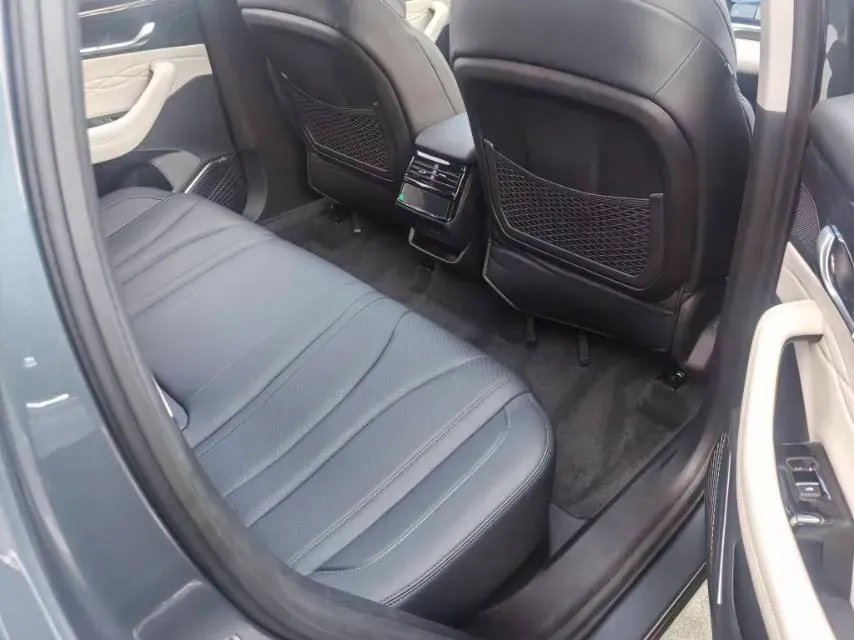 2023 Geely Monjaro 2.0T 238HP L4 8AT,autocango,china used car exporter,china ev exporter,chinese used car exporter,chinese used ev exporter