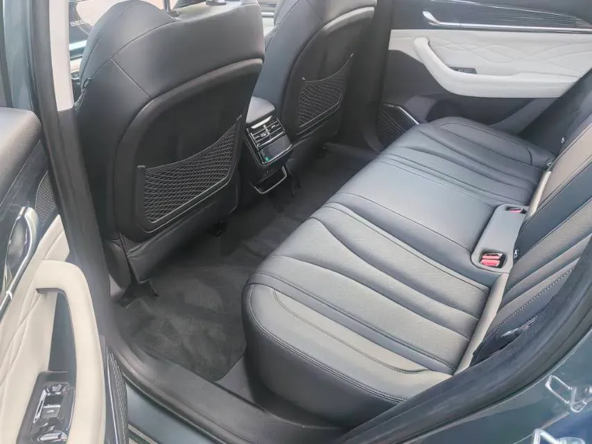 2023 Geely Monjaro 2.0T 238HP L4 8AT,autocango,china used car exporter,china ev exporter,chinese used car exporter,chinese used ev exporter