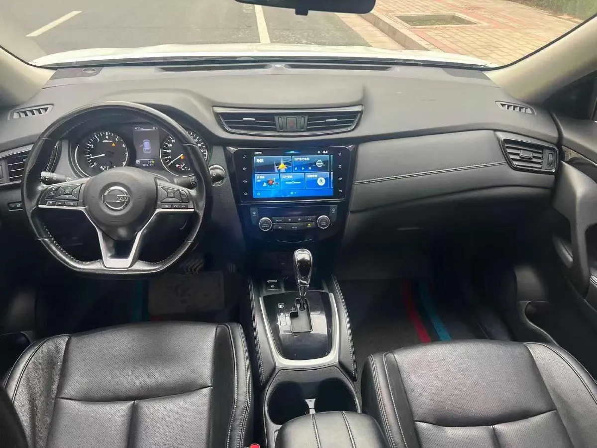 2020 Nissan X-Trail 2.0L 154HP L4 CVT,autocango,china used car exporter,china ev exporter,chinese used car exporter,chinese used ev exporter