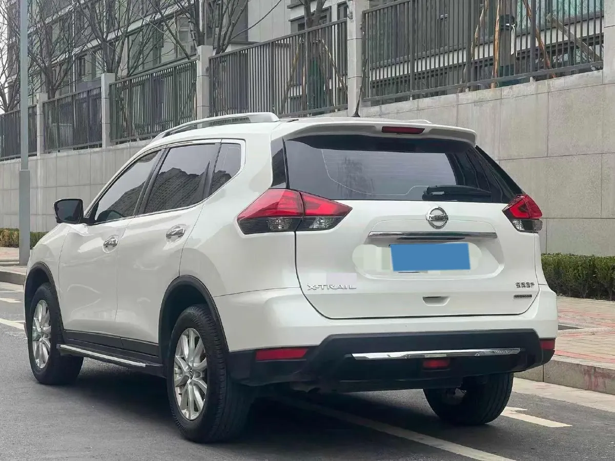 2020 Nissan X-Trail 2.0L 154HP L4 CVT,autocango,china used car exporter,china ev exporter,chinese used car exporter,chinese used ev exporter
