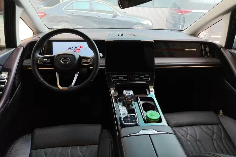 2024 GAC Trumpchi M8 2.0T 252HP L4 8AT,autocango,china used car exporter,china ev exporter,chinese used car exporter,chinese used ev exporter