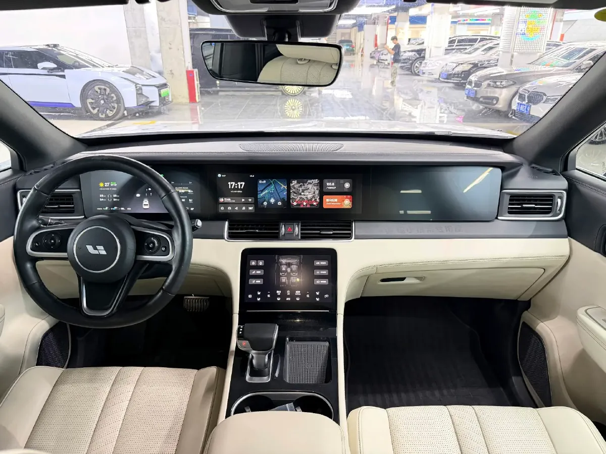 2020 Li ONE Range Extended 131HP REEV 40.5KWH,autocango,china used car exporter,china ev exporter,chinese used car exporter,chinese used ev exporter