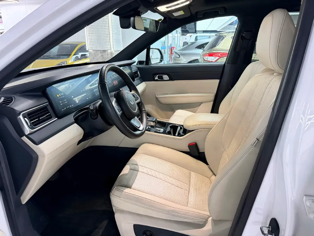 2020 Li ONE Range Extended 131HP REEV 40.5KWH,autocango,china used car exporter,china ev exporter,chinese used car exporter,chinese used ev exporter