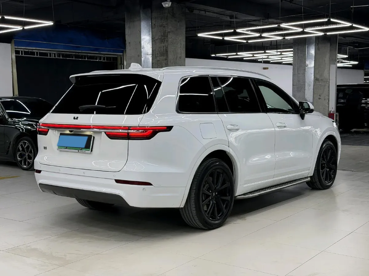 2020 Li ONE Range Extended 131HP REEV 40.5KWH,autocango,china used car exporter,china ev exporter,chinese used car exporter,chinese used ev exporter