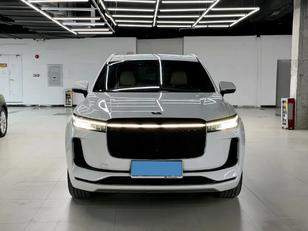 2020 Li ONE Range Extended 131HP REEV 40.5KWH,autocango,china used car exporter,china ev exporter,chinese used car exporter,chinese used ev exporter