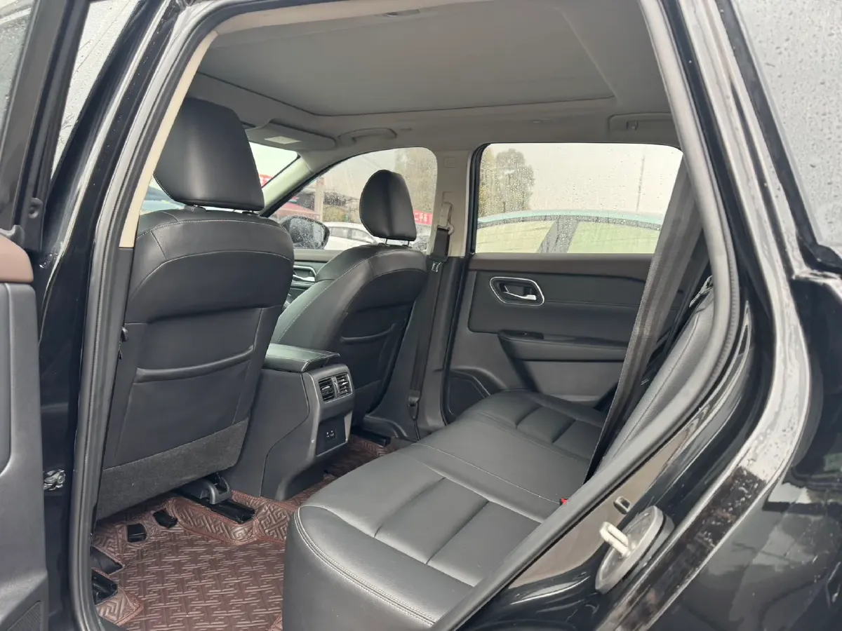 2021 Nissan X-Trail 1.5T 204HP L3 CVT,autocango,china used car exporter,china ev exporter,chinese used car exporter,chinese used ev exporter