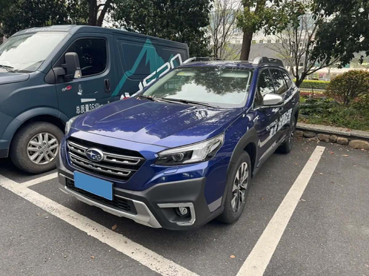 2023 Subaru Outback 2.5L 169HP H4 CVT,autocango,china used car exporter,china ev exporter,chinese used car exporter,chinese used ev exporter