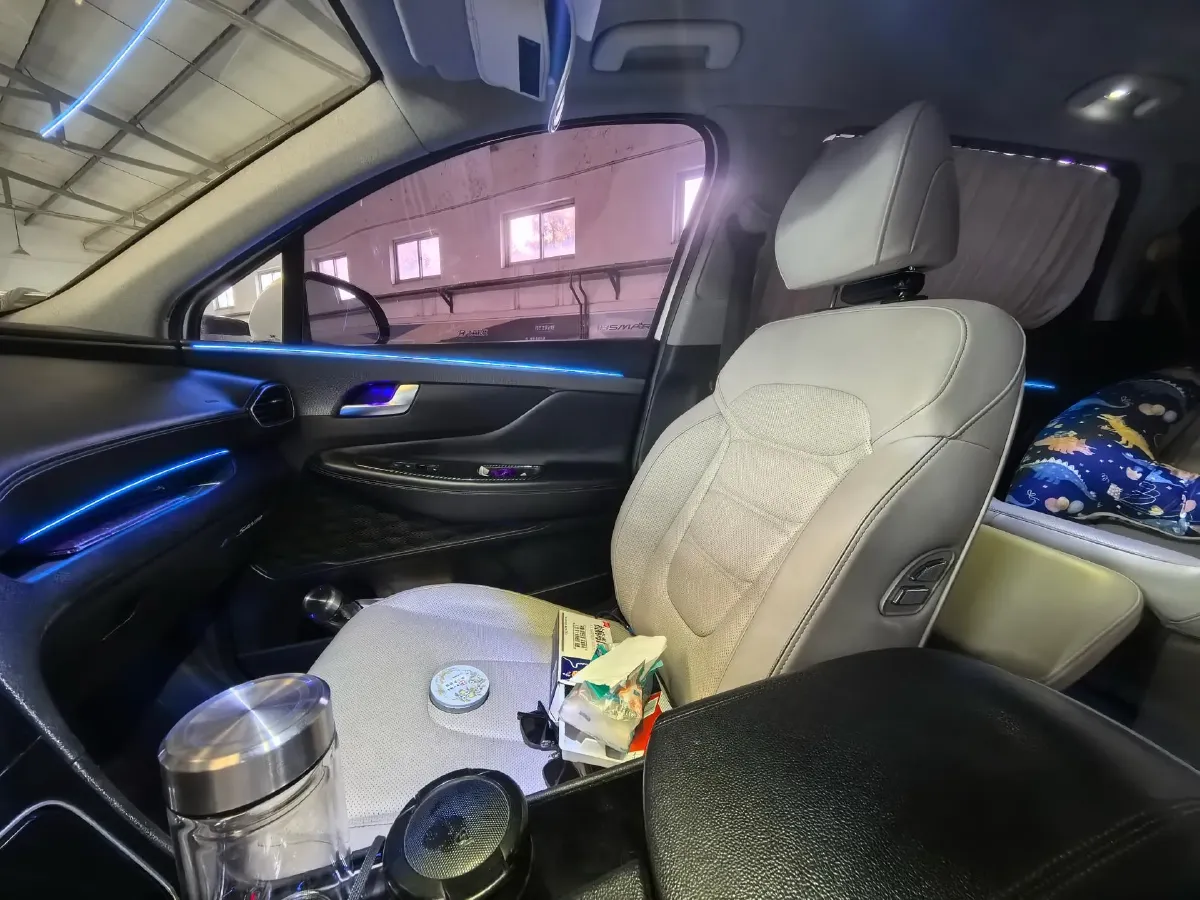 2021 Hyundai Custo 2.0T 236HP L4 8AT,autocango,china used car exporter,china ev exporter,chinese used car exporter,chinese used ev exporter