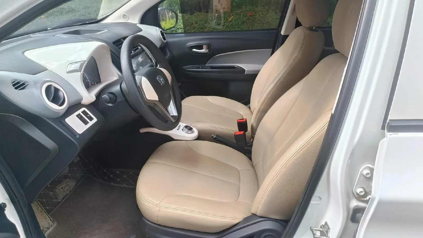 2021 ChangAn BenBen E-Star BEV 32.2KWH,autocango,china used car exporter,china ev exporter,chinese used car exporter,chinese used ev exporter