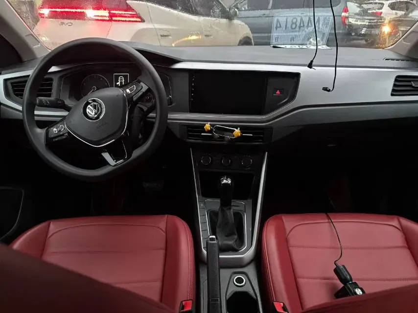 2021 Bestune T55 1.5T 169HP L4 7DCT,autocango,china used car exporter,china ev exporter,chinese used car exporter,chinese used ev exporter