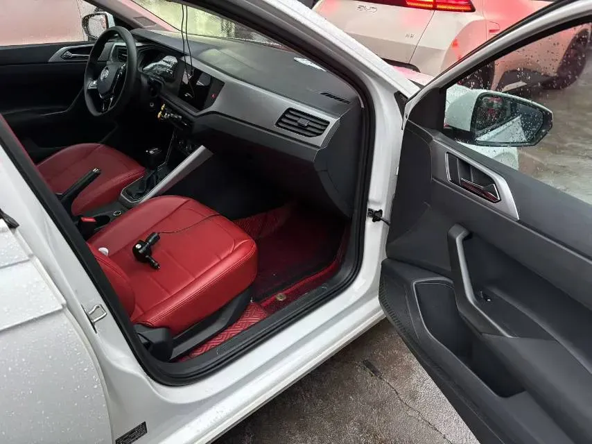 2021 Bestune T55 1.5T 169HP L4 7DCT,autocango,china used car exporter,china ev exporter,chinese used car exporter,chinese used ev exporter